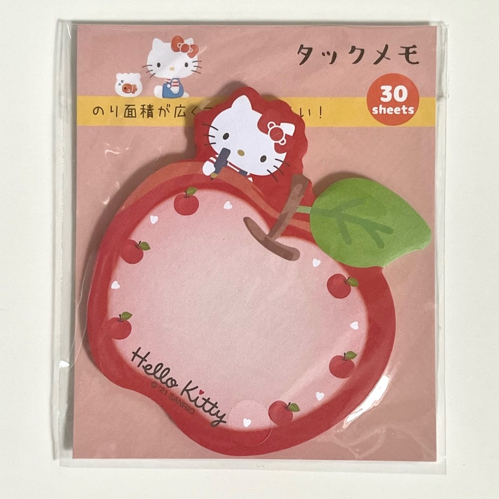 🏷️ Sanrio Hello Kitty kawaii red apple sticky notes